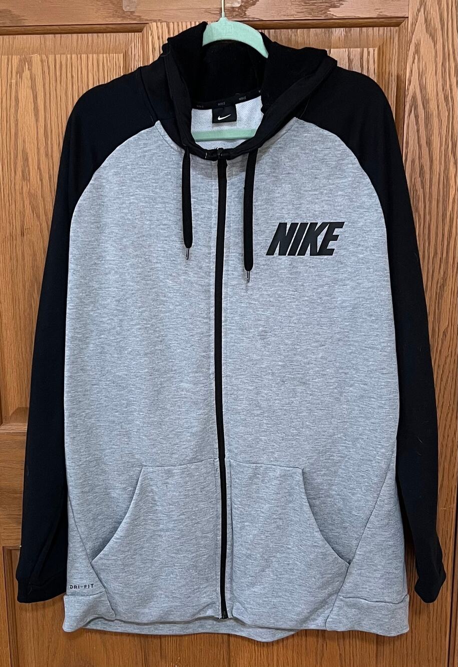 Nike Dri-FIT Therma-FIT Gray Black Full Zip Hoodie Jacket